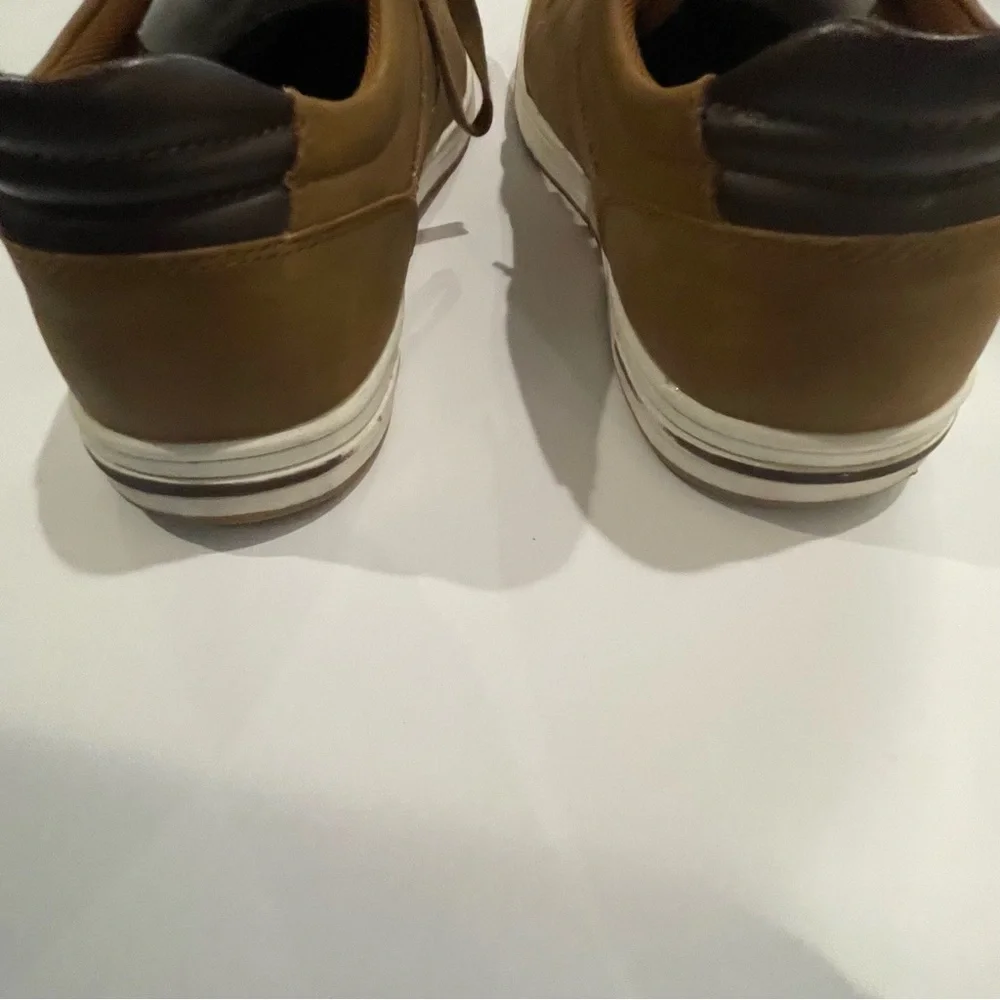 Madden Men's‎ Brown Low-Top Casual Sneakers Size 9 Ortholite Insoles